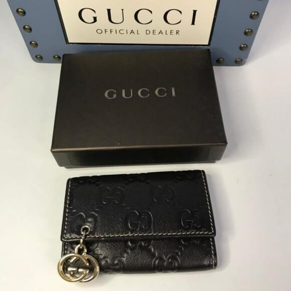 Gucci Other - Original GUCCI Imprime Monogram GG Pierce 6 Key Case Black